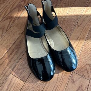 Black Patent Leather Shoes - Girls sz1